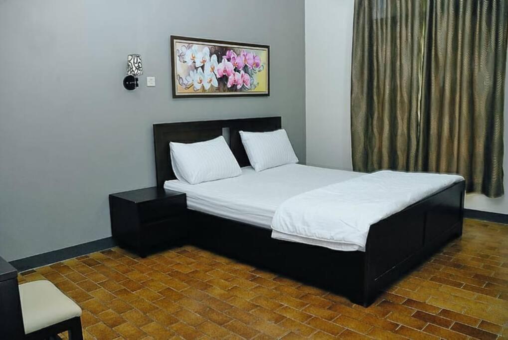 Hazel House With Swimming Pool By Grorental باندونج المظهر الخارجي الصورة